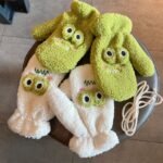 Fashion Winter Women's Velvet Gloves - Image 4